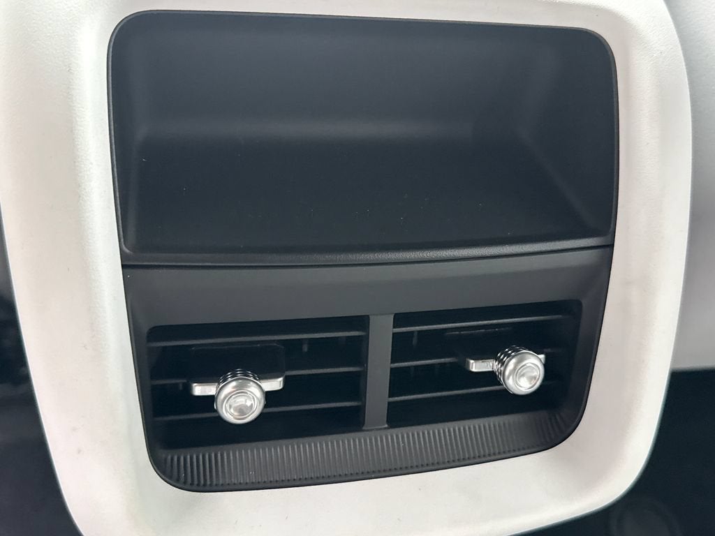 2026 Cadillac LYRIQ Luxury - Photo 17
