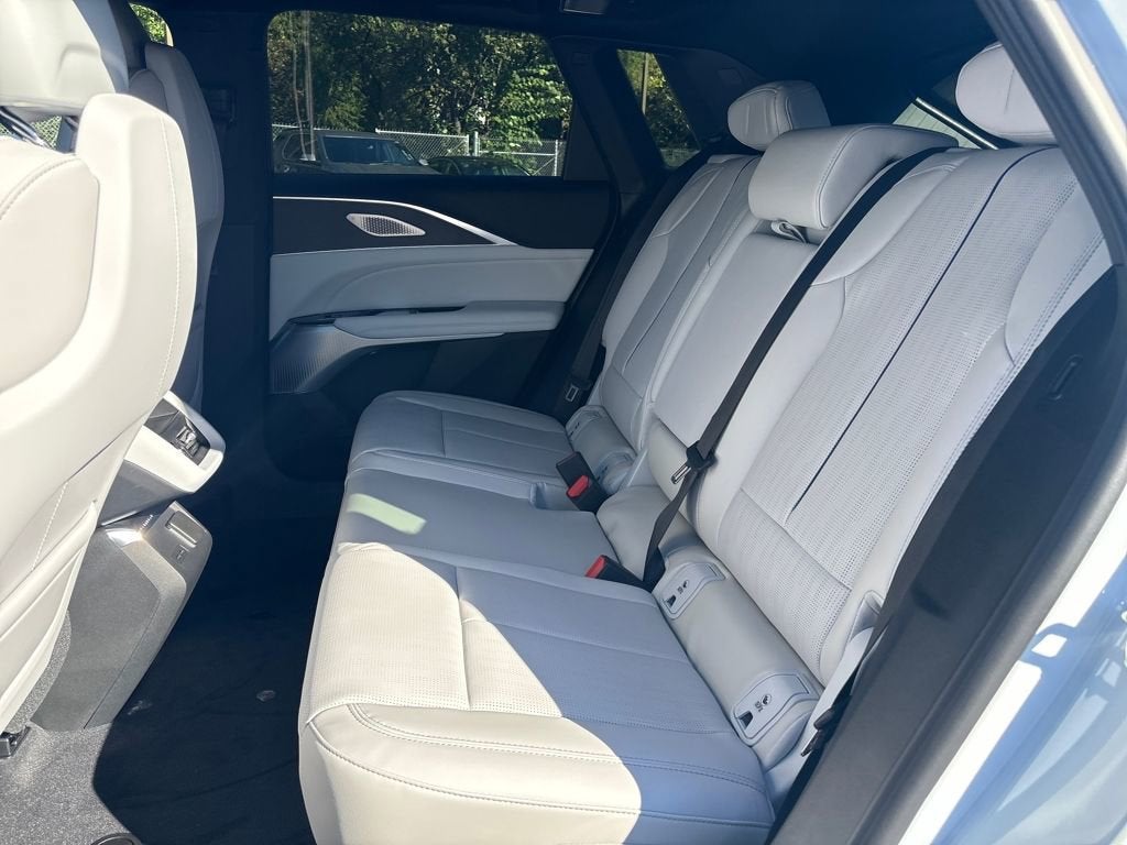 2026 Cadillac LYRIQ Premium Luxury