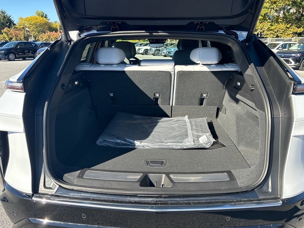 2026 Cadillac LYRIQ Premium Luxury