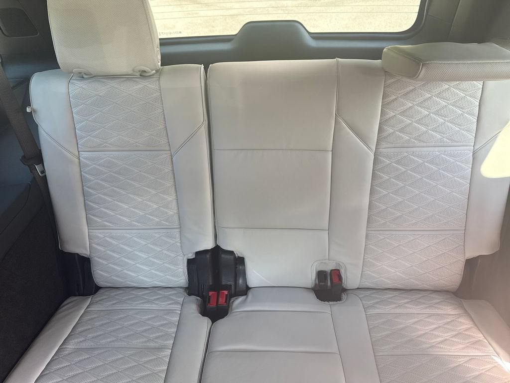 2026 Cadillac Escalade Platinum Sport - Photo 15