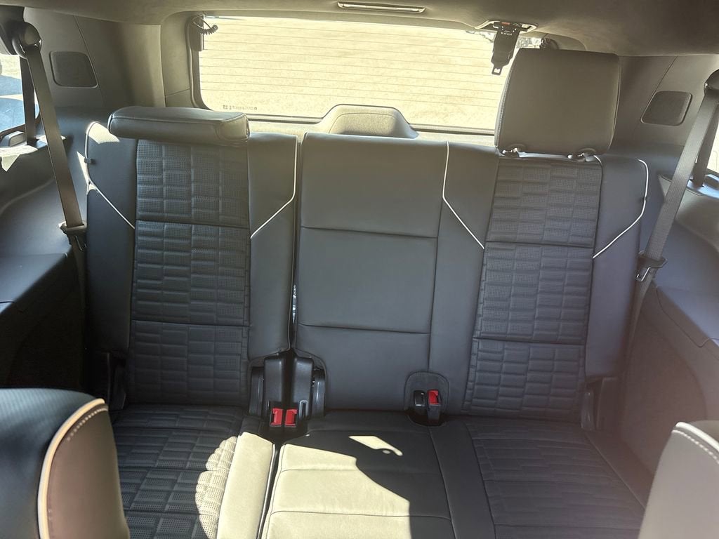 2026 Cadillac Escalade V-Series - Photo 18