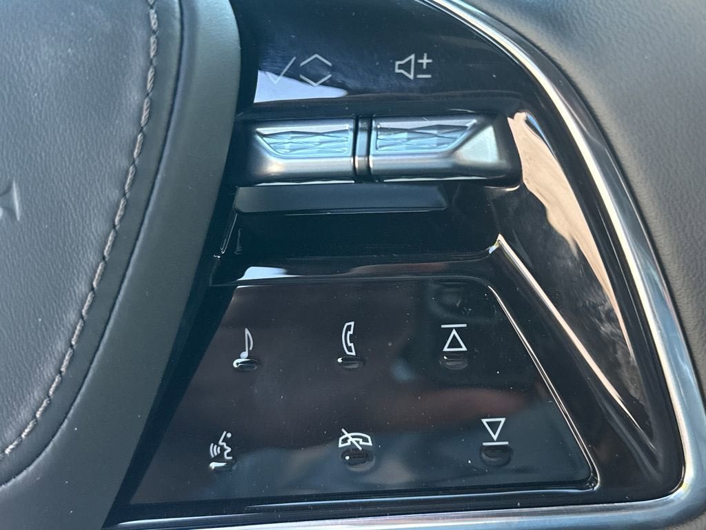 2026 Cadillac Escalade V-Series - Photo 31