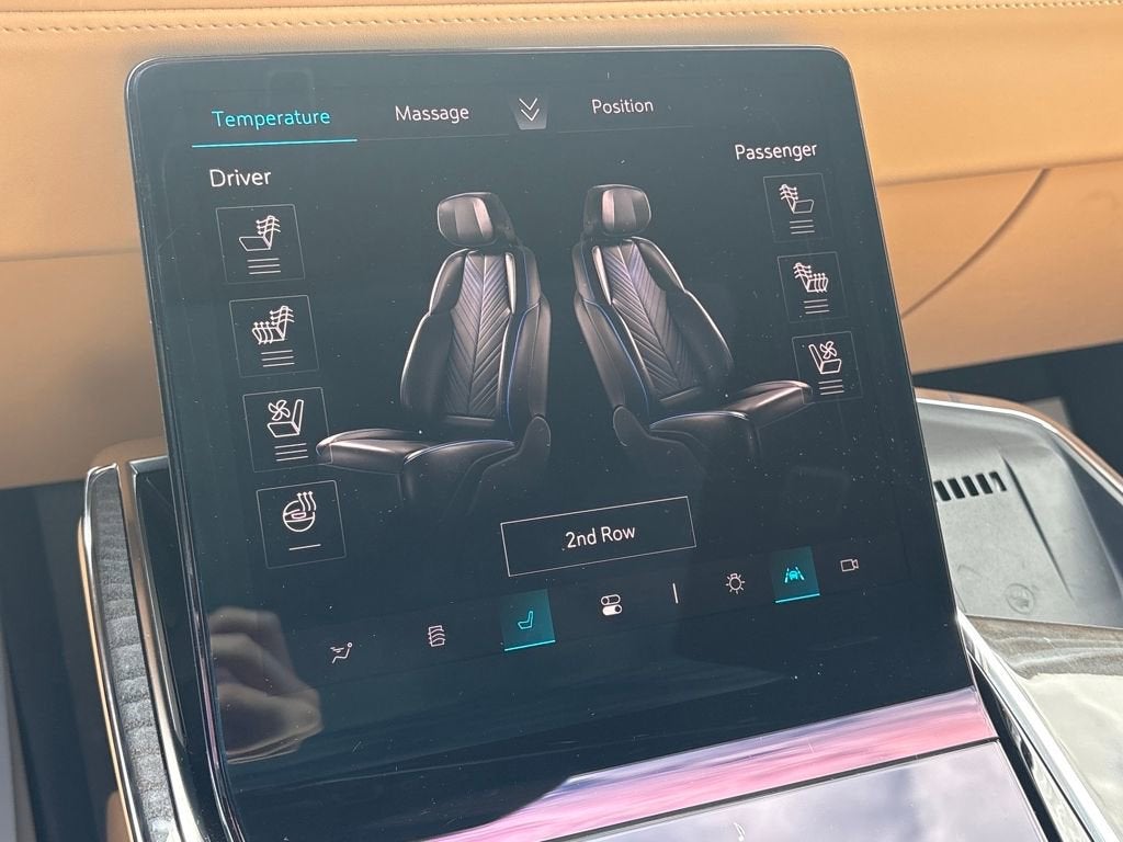 2025 Cadillac ESCALADE IQ Sport 2