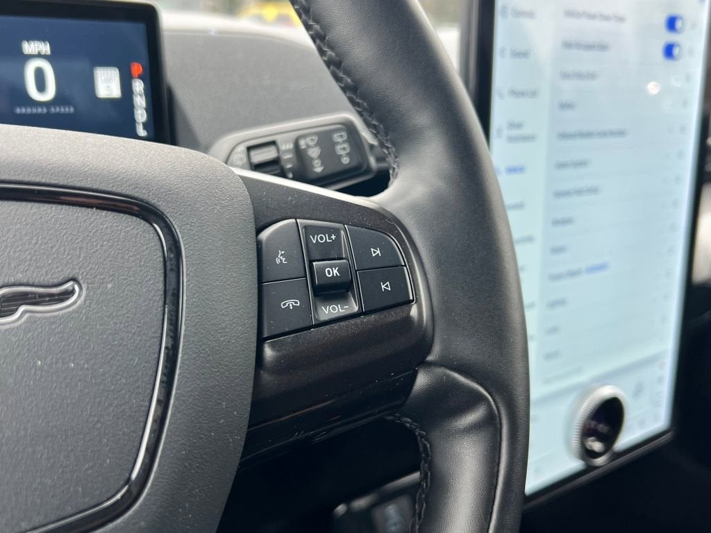 2021 Ford Mustang Mach-E Select