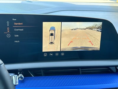 2025 Cadillac OPTIQ Luxury 1