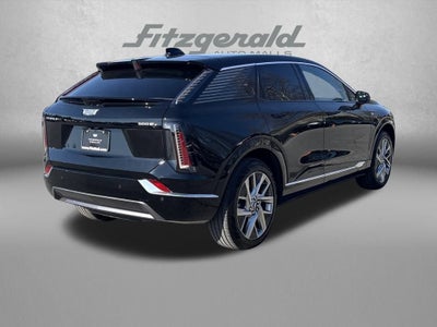 2025 Cadillac OPTIQ Luxury 1