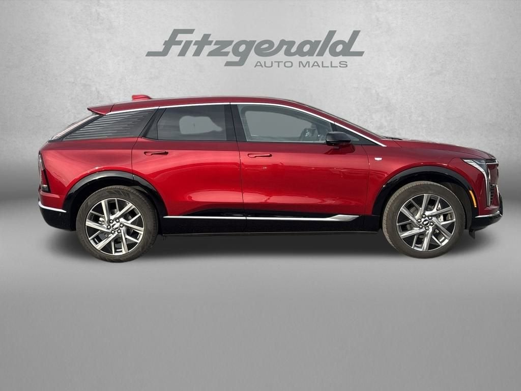 2026 Cadillac OPTIQ Premium Luxury