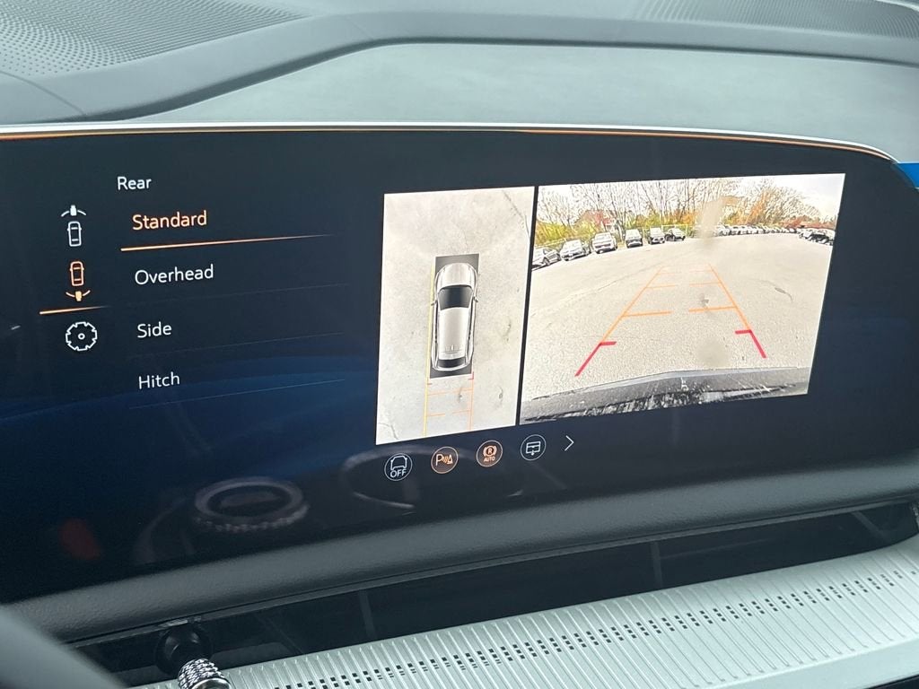 2026 Cadillac OPTIQ Premium Luxury