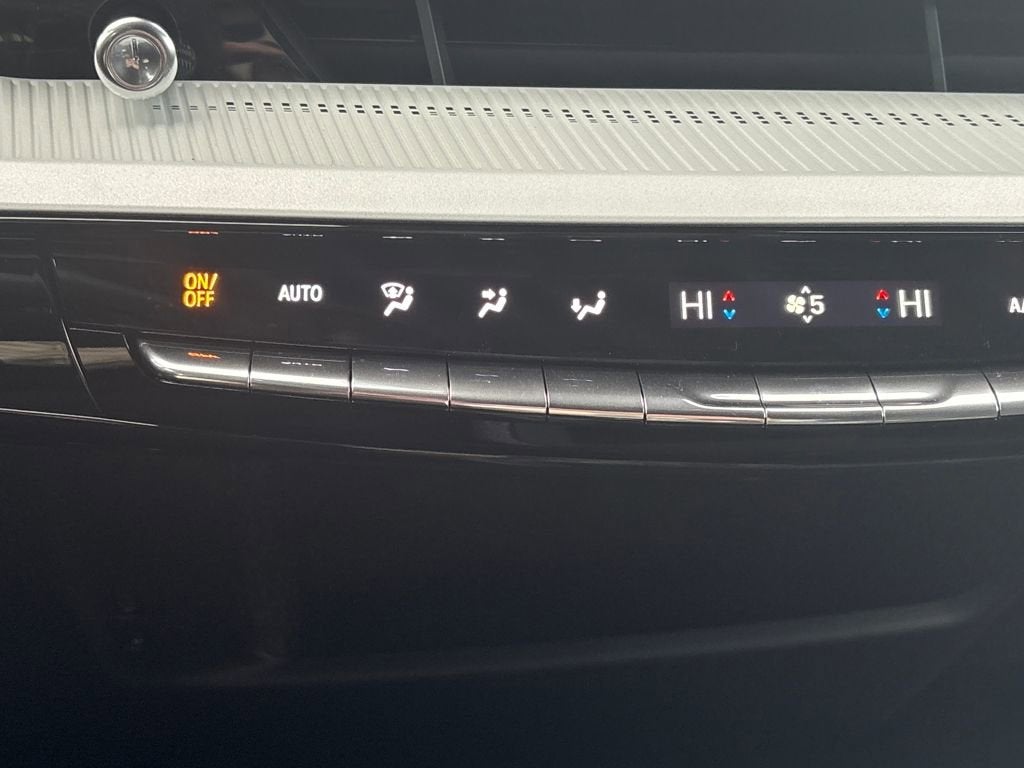 2026 Cadillac OPTIQ Premium Luxury