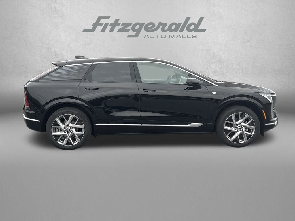 2026 Cadillac OPTIQ Premium Luxury