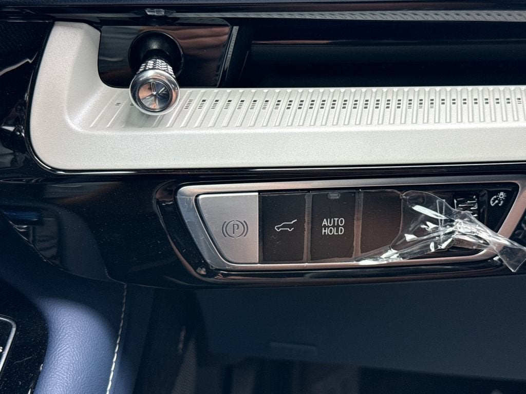 2026 Cadillac OPTIQ Premium Luxury