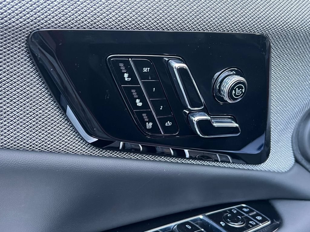 2025 Cadillac OPTIQ Sport 2