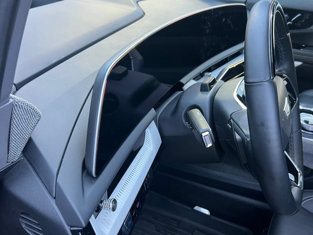 2025 Cadillac OPTIQ Sport 2