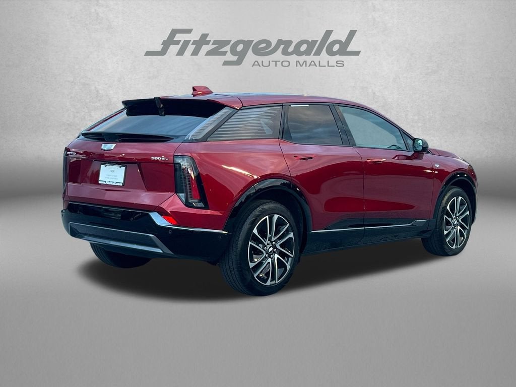 2025 Cadillac OPTIQ Sport 2