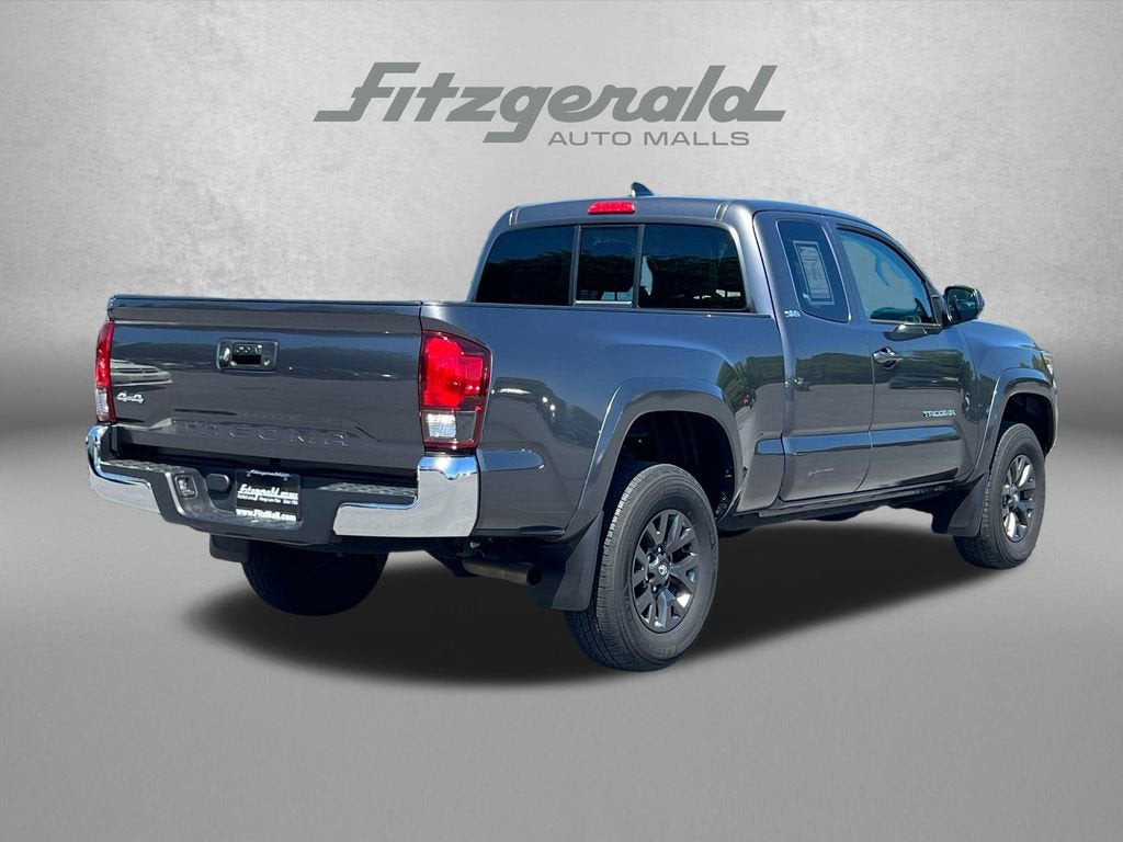 2022 Toyota Tacoma 4WD SR