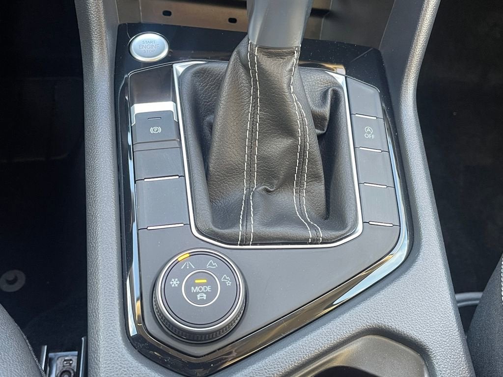 2024 Volkswagen Taos SEL