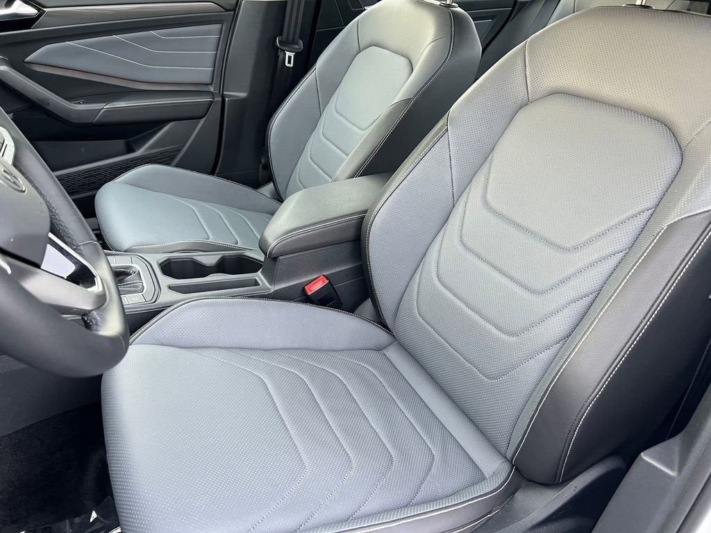 2025 Volkswagen Jetta SEL