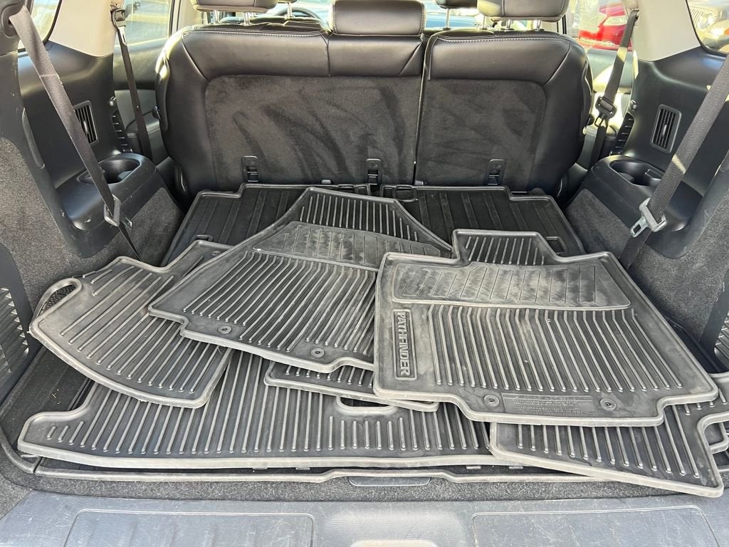 2020 Nissan Pathfinder Platinum