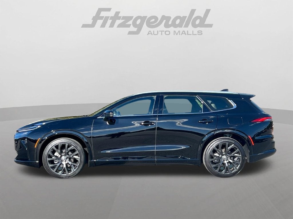 2025 Toyota Crown Signia XLE