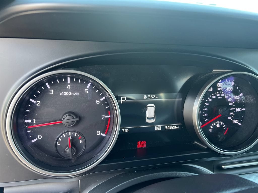 2024 Kia Carnival LX