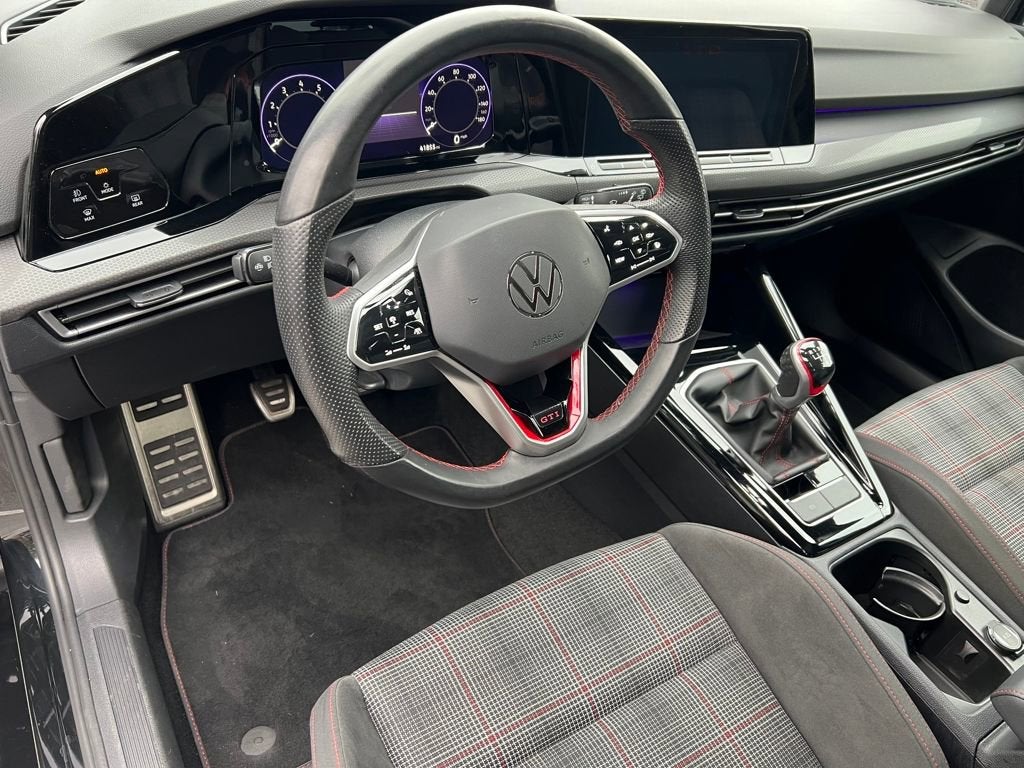 2024 Volkswagen Golf GTI 380 SE
