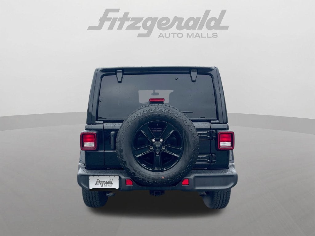 2023 Jeep Wrangler Sahara Altitude