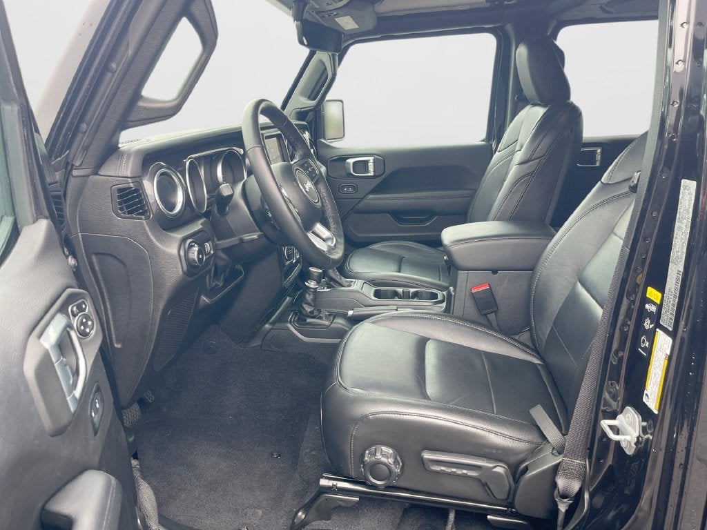 2023 Jeep Wrangler Sahara Altitude
