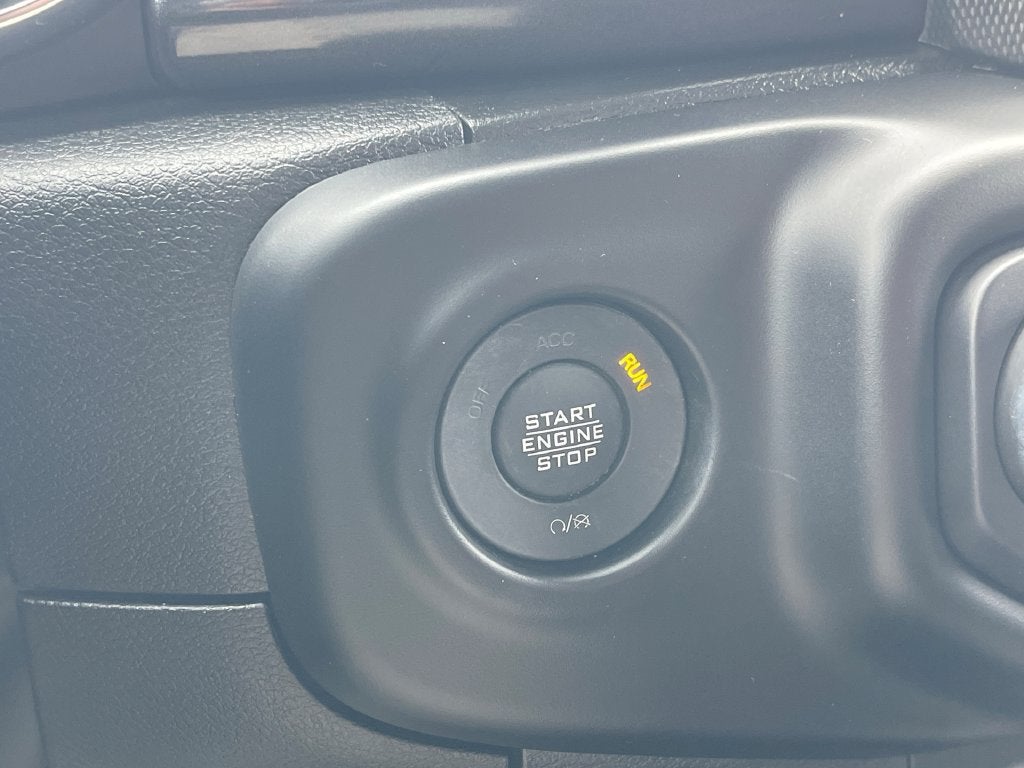 2023 Jeep Wrangler Sahara Altitude