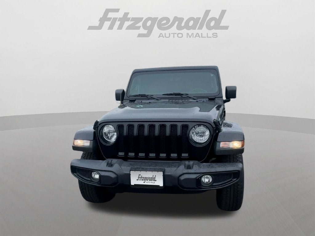 2023 Jeep Wrangler Sahara Altitude