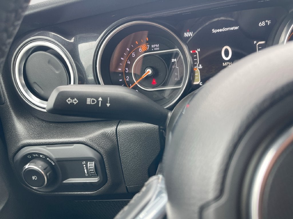 2023 Jeep Wrangler Sahara Altitude