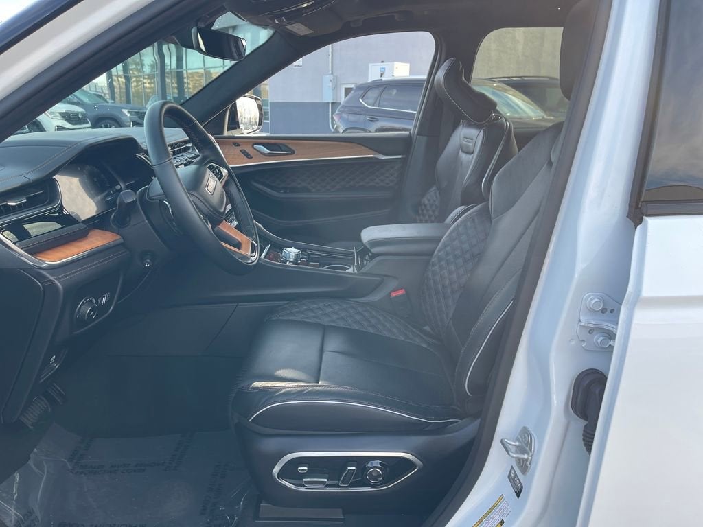 2025 Jeep Grand Cherokee Summit Reserve