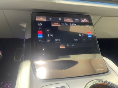 2026 Cadillac VISTIQ Luxury