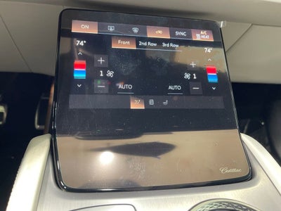 2026 Cadillac VISTIQ Luxury