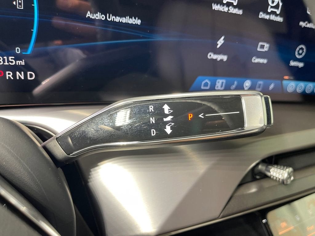 2026 Cadillac VISTIQ Luxury