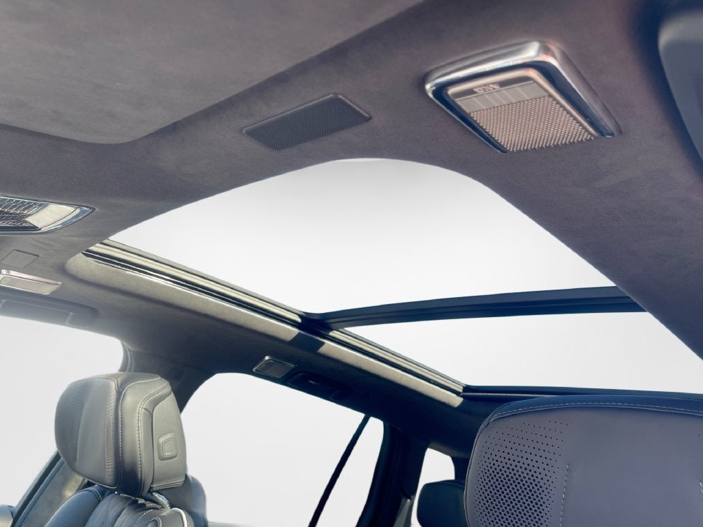 2027 Cadillac VISTIQ Premium Luxury