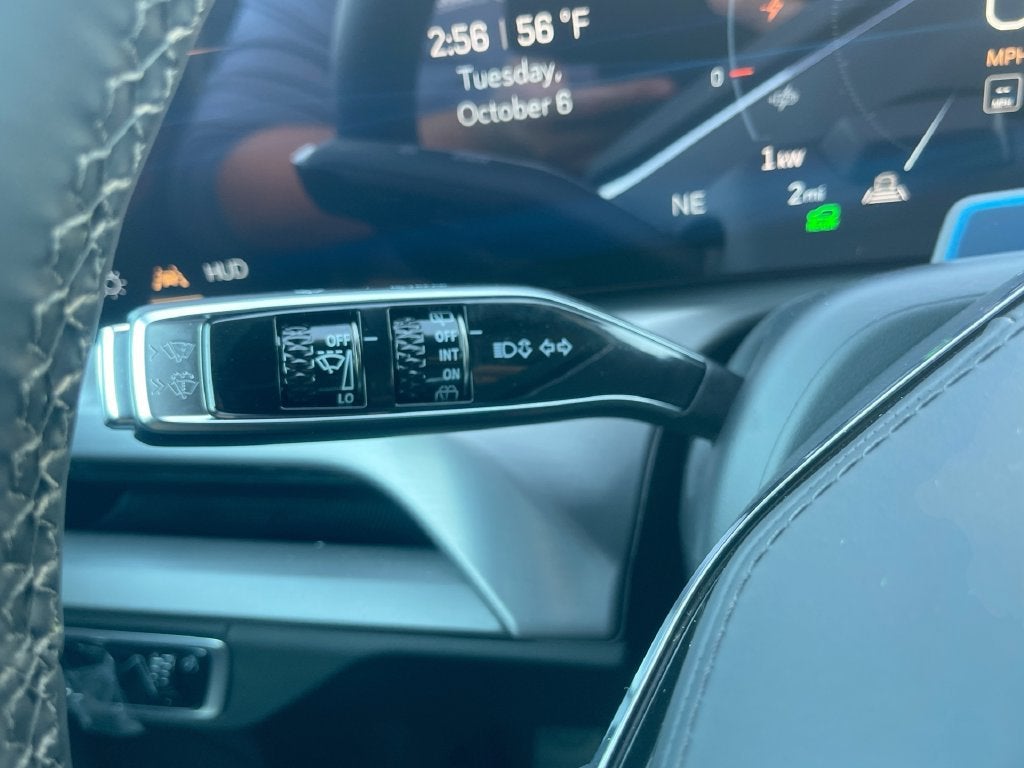 2027 Cadillac VISTIQ Premium Luxury