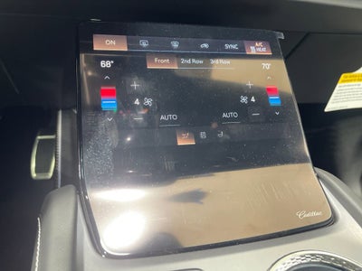 2026 Cadillac VISTIQ Sport