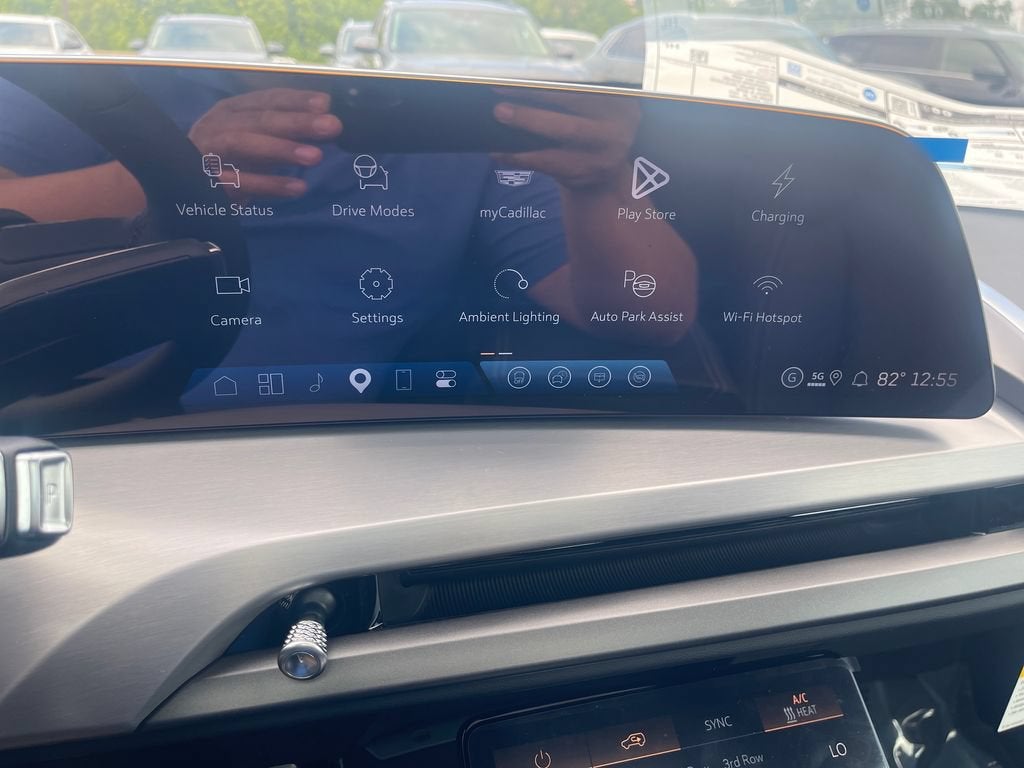 2027 Cadillac VISTIQ Sport