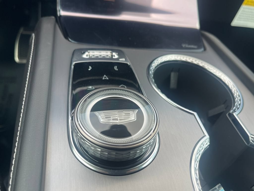 2027 Cadillac VISTIQ Sport