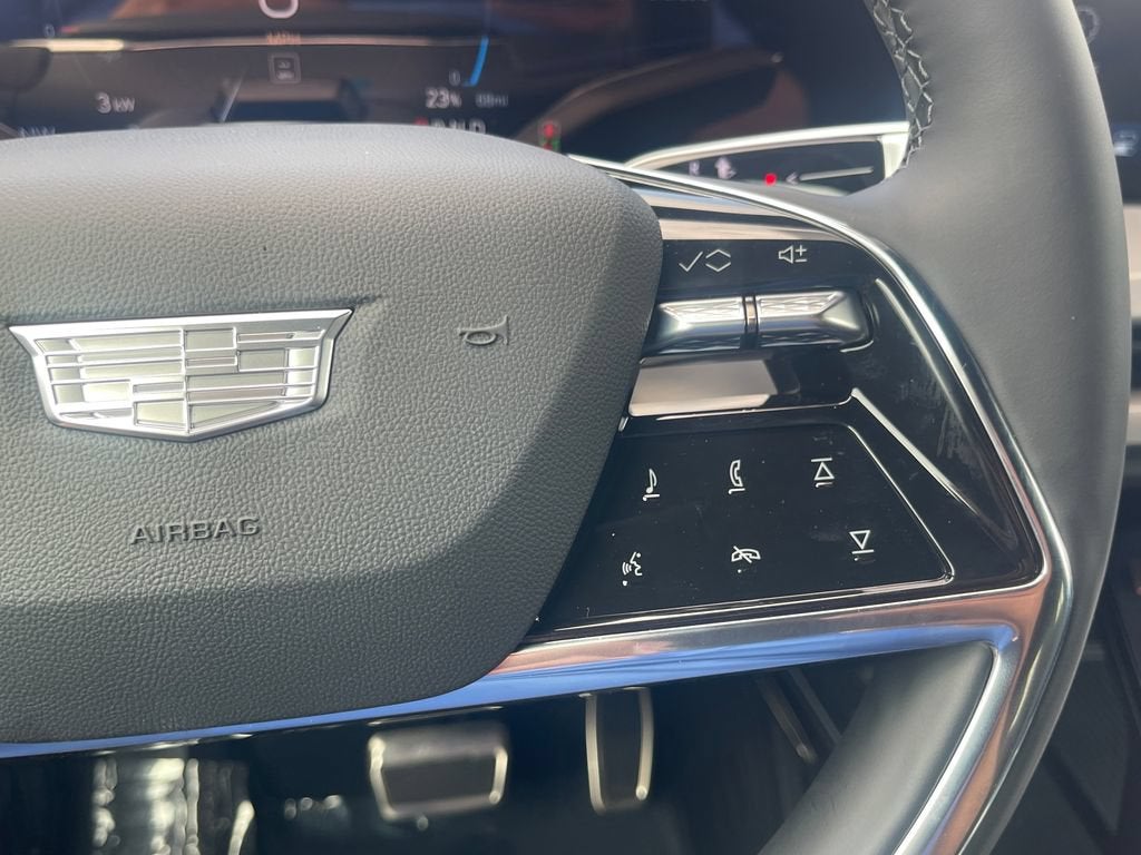 2027 Cadillac VISTIQ Sport