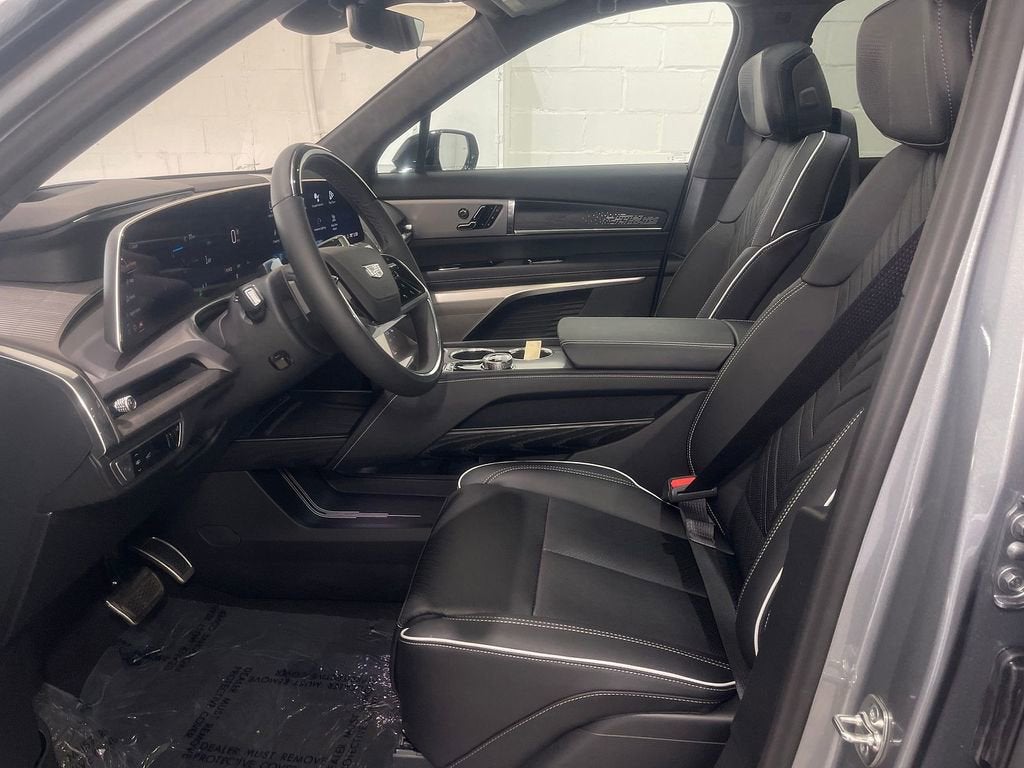 2026 Cadillac VISTIQ Platinum