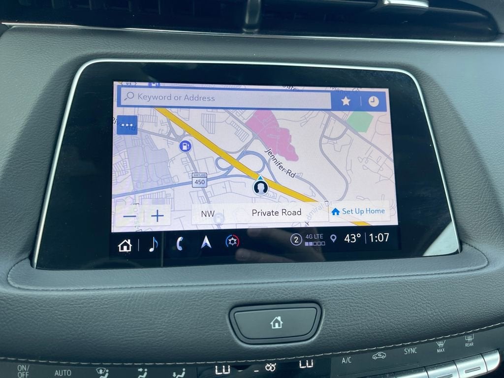 2022 Cadillac XT4 Premium Luxury