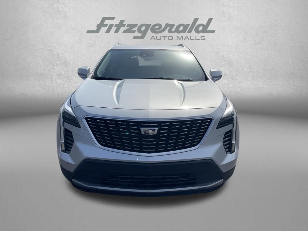 2022 Cadillac XT4 Premium Luxury