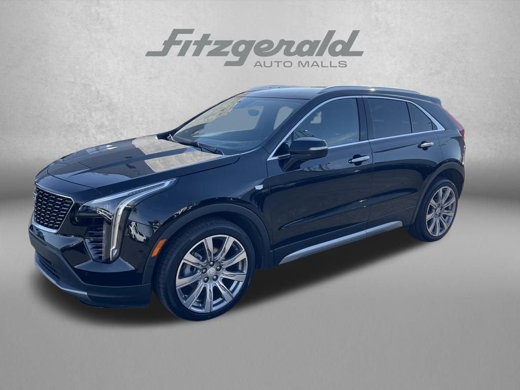 2022 Cadillac XT4 Premium Luxury