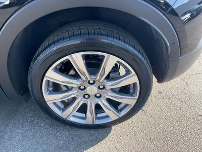 2022 Cadillac XT4 Premium Luxury