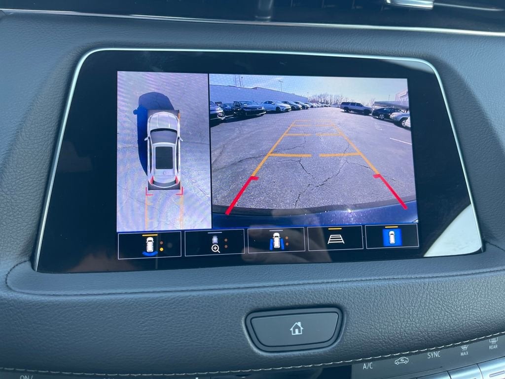 2022 Cadillac XT4 Premium Luxury