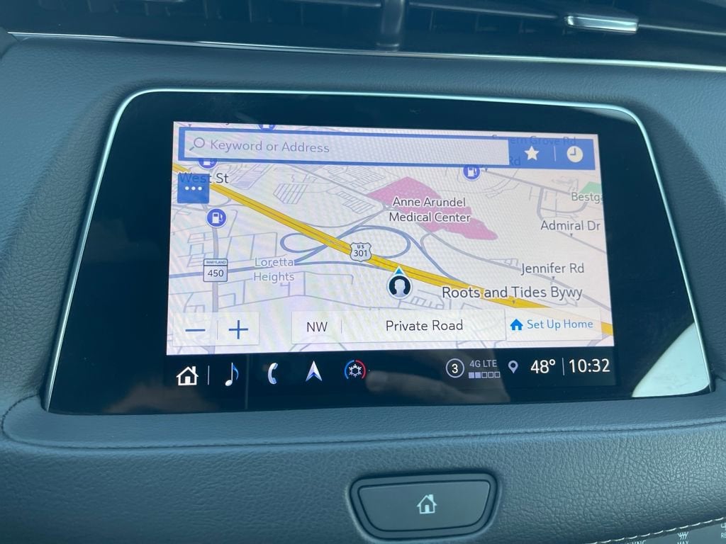 2022 Cadillac XT4 Premium Luxury