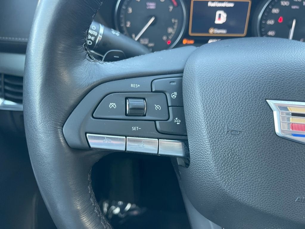 2022 Cadillac XT4 Premium Luxury