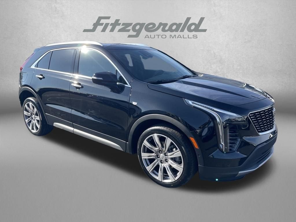 2022 Cadillac XT4 Premium Luxury