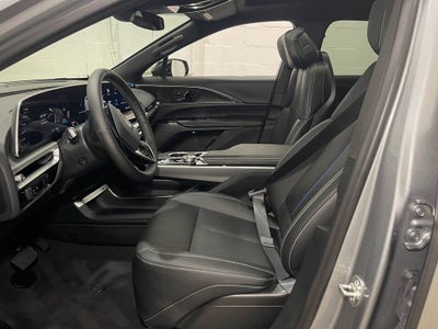 2025 Cadillac LYRIQ Luxury 1